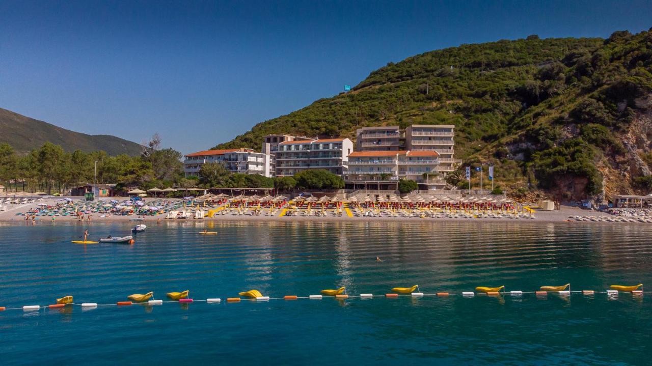 Poseidon The Beach Hotel 부드바 외부 사진