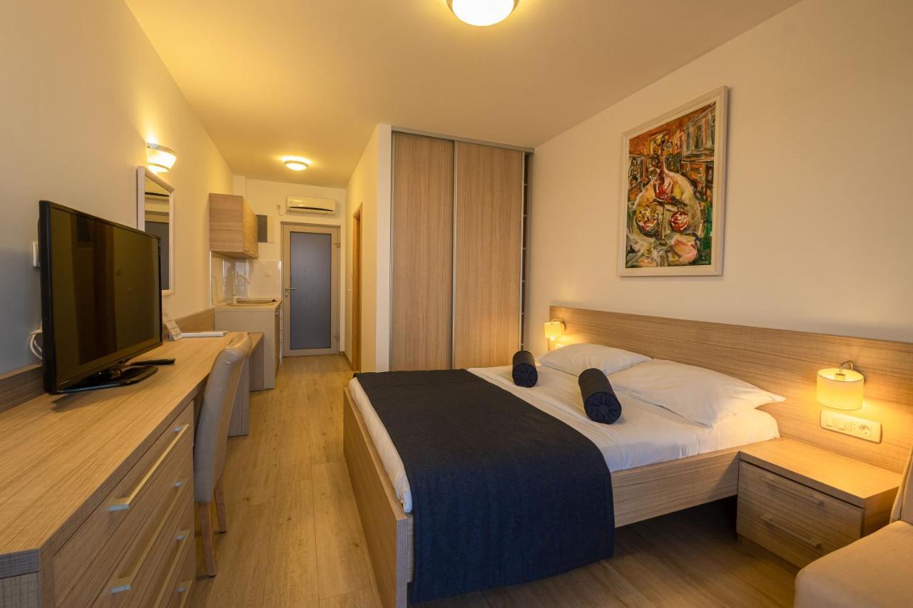 Poseidon The Beach Hotel 부드바 외부 사진