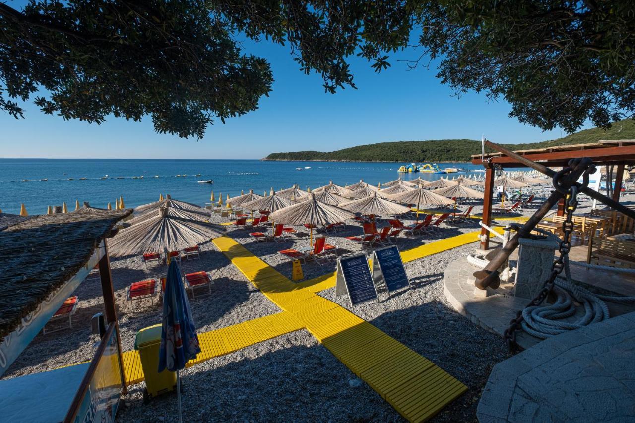 Poseidon The Beach Hotel 부드바 외부 사진