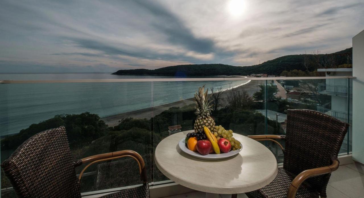 Poseidon The Beach Hotel 부드바 외부 사진