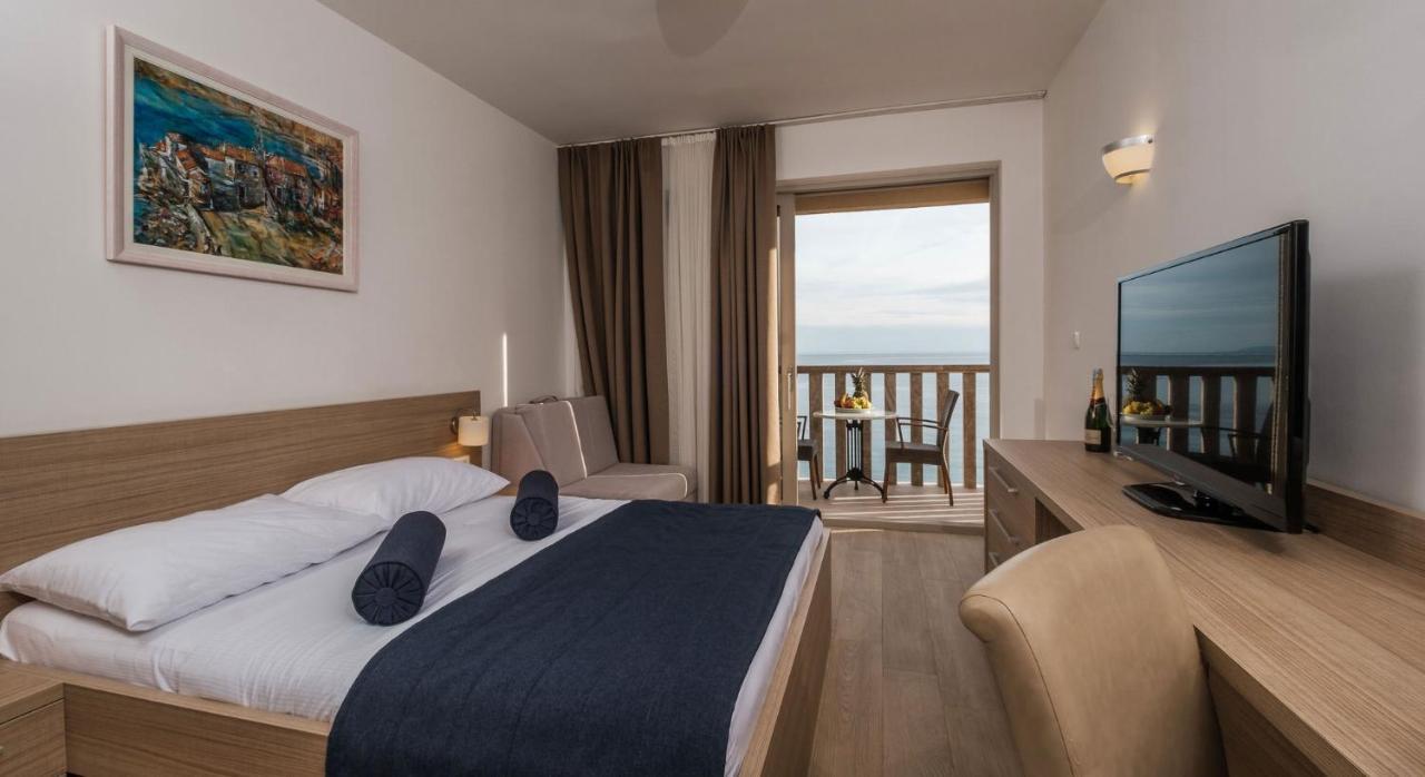 Poseidon The Beach Hotel 부드바 외부 사진